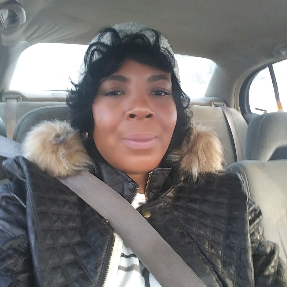 Meet your Posher, Tonya